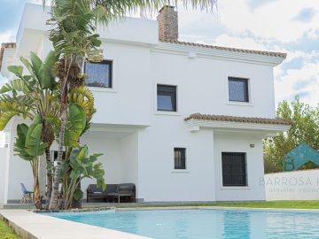 VILLA LA BARROSA