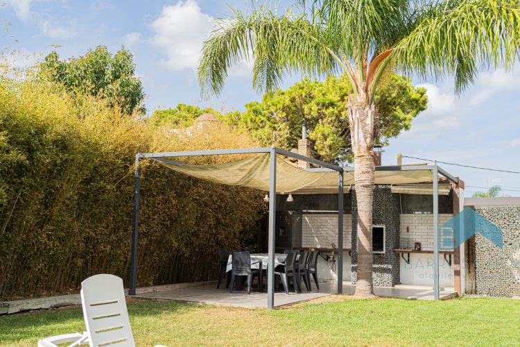 VILLA LA BARROSA