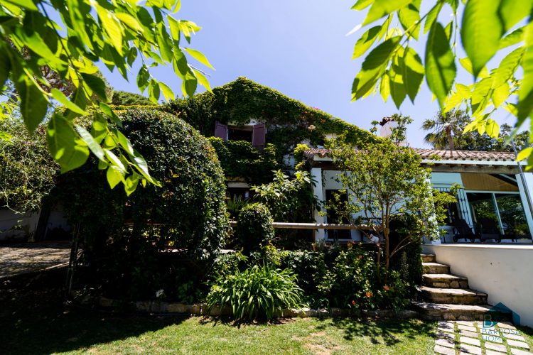 ROMAN VILLA